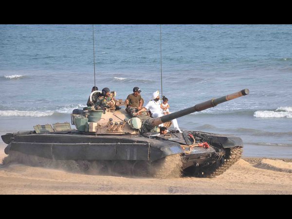 భారత నౌకాదళ చరిత్రలోనే ఇదొక అరుదైన ఘట్టం భారత నౌకాదళ చరిత్రలోనే ఇదొక అరుదైన ఘట్టం