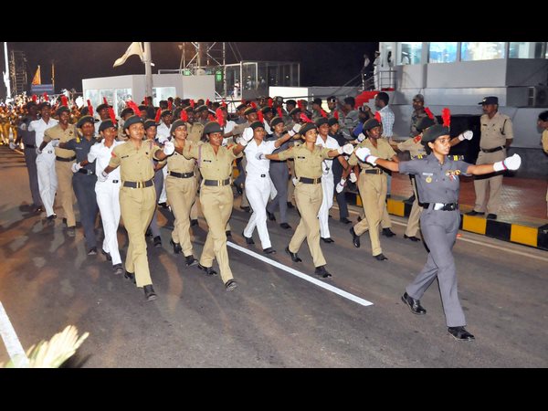 భారత నౌకాదళ చరిత్రలోనే ఇదొక అరుదైన ఘట్టం భారత నౌకాదళ చరిత్రలోనే ఇదొక అరుదైన ఘట్టం
