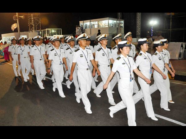 భారత నౌకాదళ చరిత్రలోనే ఇదొక అరుదైన ఘట్టం భారత నౌకాదళ చరిత్రలోనే ఇదొక అరుదైన ఘట్టం