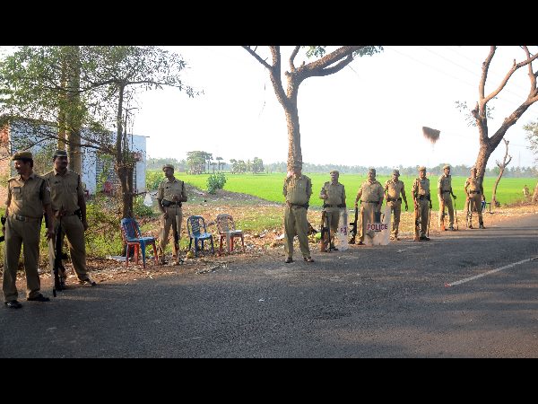 Mudragada Padmanabham starts hunger strike in his house at kirlampudi
