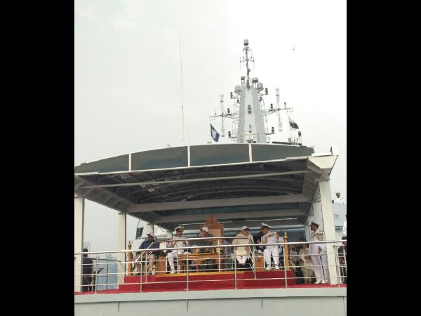  President Pranab all set to review naval fleet today in Vizag 