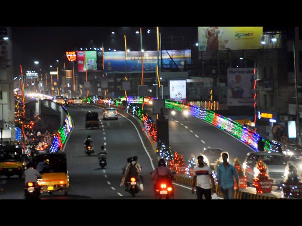 విశాఖ అందాలు రెట్టింపు-కళా ప్రదర్శనలు