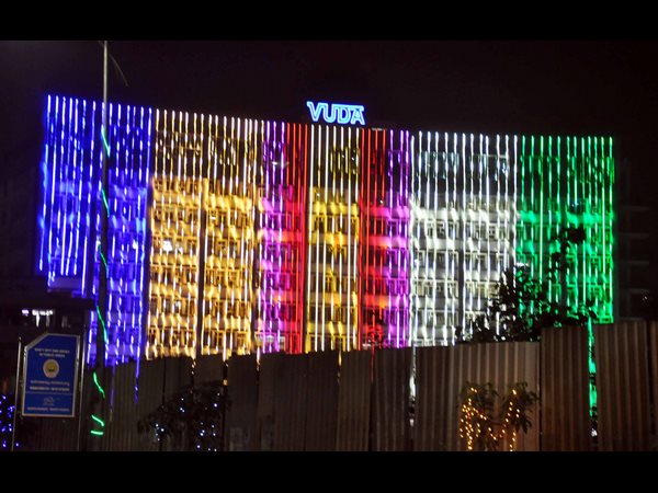 విశాఖ అందాలు రెట్టింపు-కళా ప్రదర్శనలు