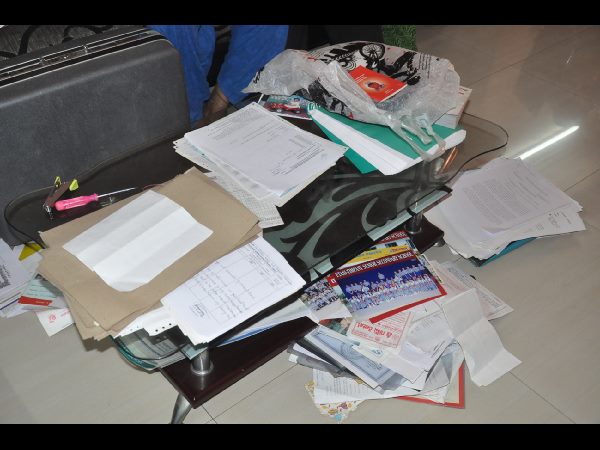 వైజాగ్ జాయింట్ సబ్ రిజిస్ట్రార్ పోతురాజు అక్రమాస్తులు 10 కోట్లు