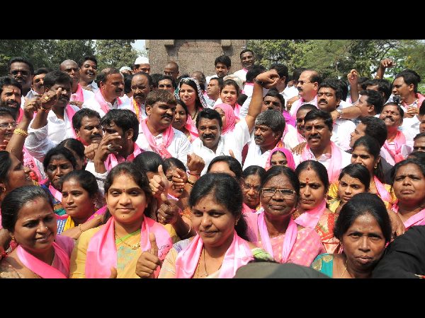 గన్‌పార్క్‌కు ర్యాలీ