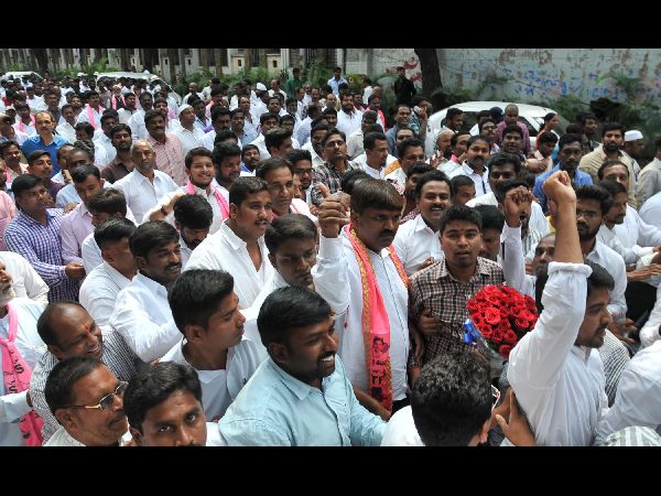 గన్‌పార్క్‌కు ర్యాలీ