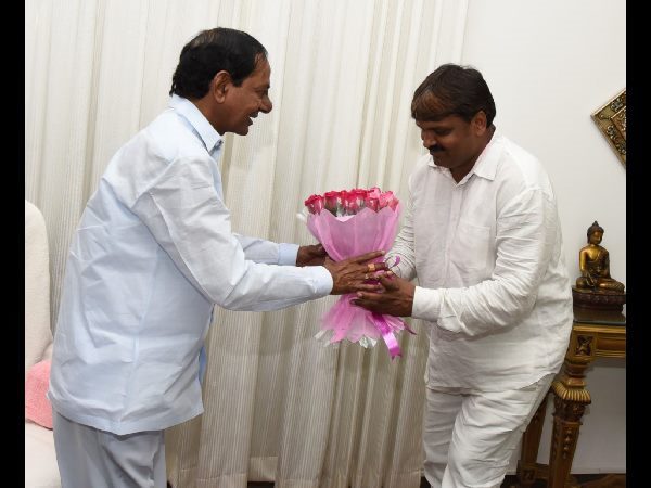 కెసిఆర్‌తో బొంతు రామ్మోహన్