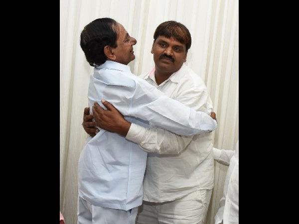 కెసిఆర్‌తో బొంతు రామ్మోహన్