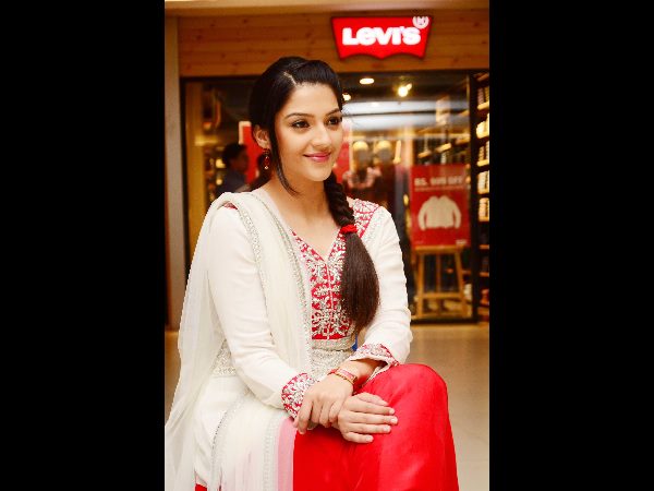 మెహరీన్