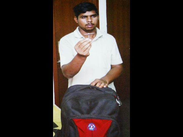 దొంగల ముఠా సభ్యడు