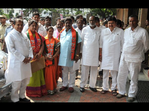 కార్పొరేటర్లు