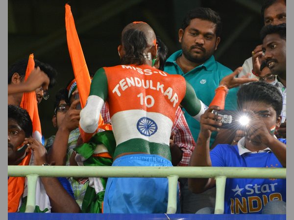 సచిన్ అభిమాని సచిన్ అభిమాని