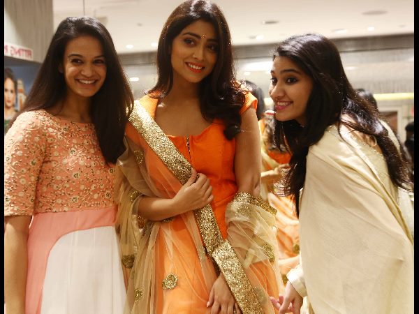 శ్రియ శరణ్ సందడి