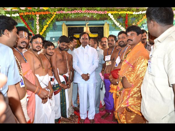 రామాలయంలో కెసిఆర్