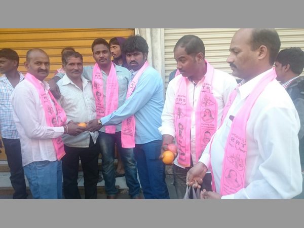 కెసిఆర్ జన్మదిన వేడుకలు