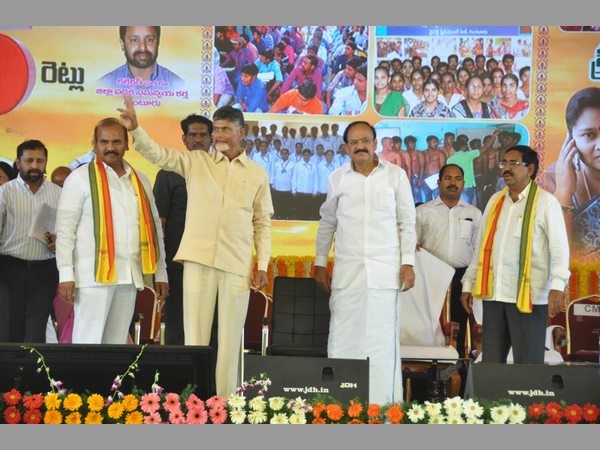  చిలకలూరిపేటలో వెంకయ్య-చంద్రబాబు