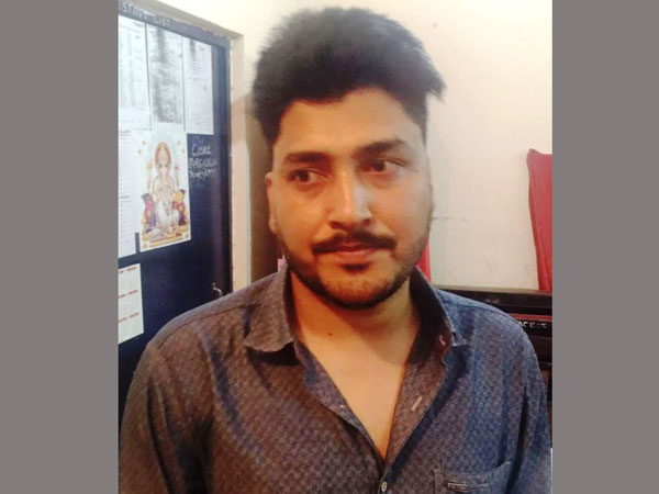  ఔట్ సోర్సింగ్ పేరుతో ఘరానా మోసం