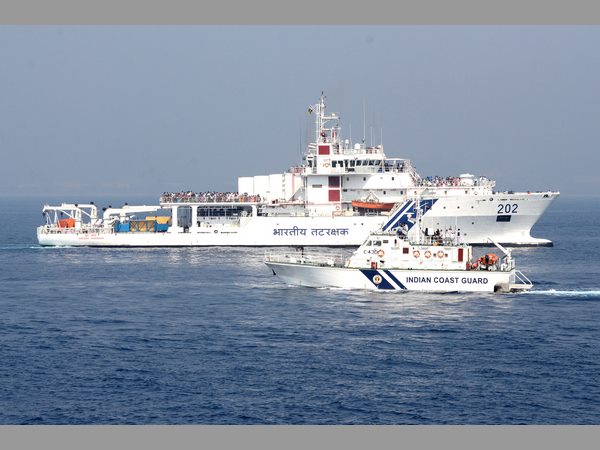 తీర రక్షక దళ వారోత్సవాలు