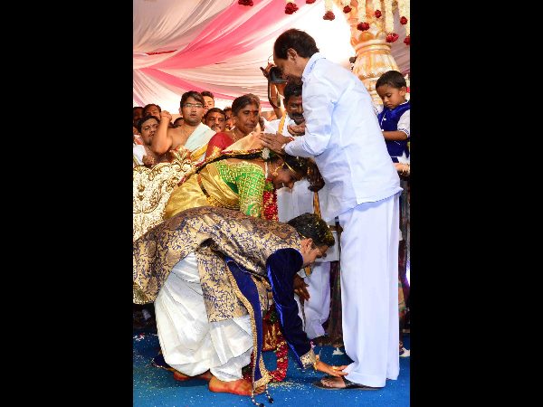 సుమన్ సోదరి పెళ్లికి కెసిఆర్ హాజరు