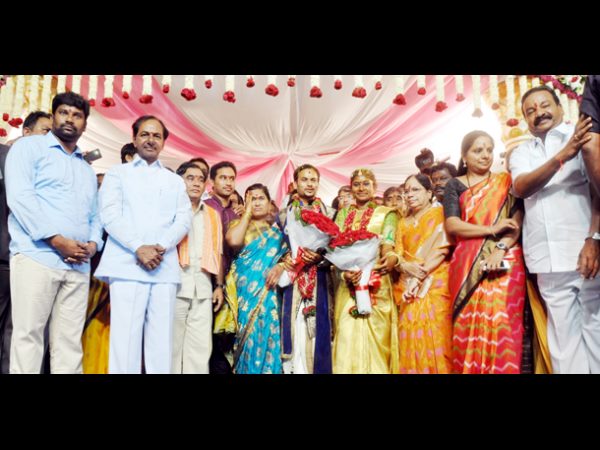 సుమన్ సోదరి పెళ్లికి కెసిఆర్ హాజరు