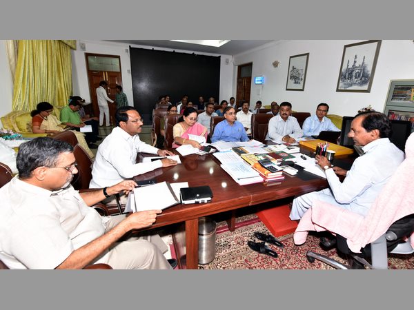 సీఎం కెసిఆర్ సమీక్ష