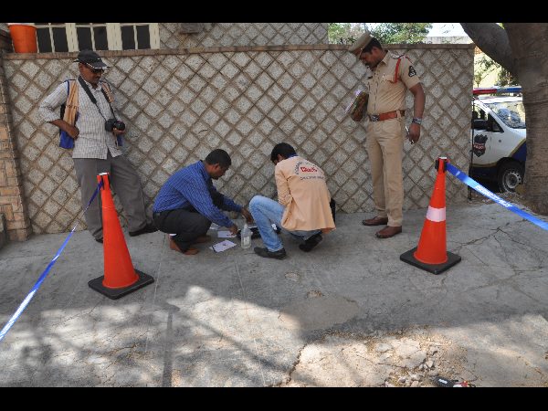  పెళ్లికి ఒప్పుకోలేదు: లవర్‌ని కత్తితో విచక్షణ రహితంగా పొడిచాడు 