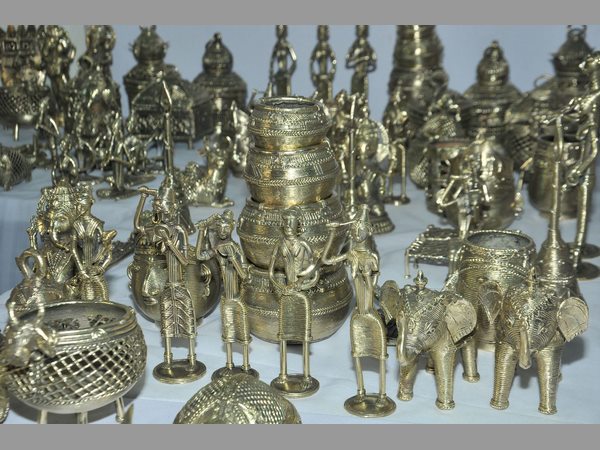  అర్టీసీ క్రాస్ రోడ్స్‌లో లేపాక్షి ప్రదర్శన 