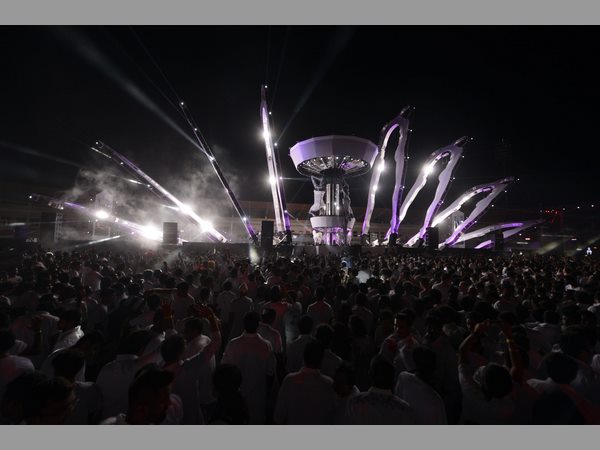 సెన్సేషన్ అదుర్స్