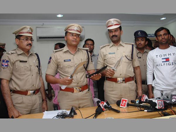 మీడియా సమావేశం