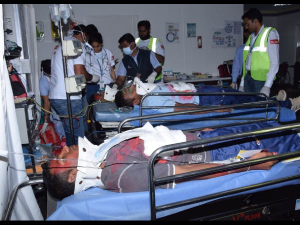 మాక్‌డ్రిల్: శంషాబాద్‌లో అదుపు తప్పిన విమానం, ప్రయాణికులకు గాయాలు