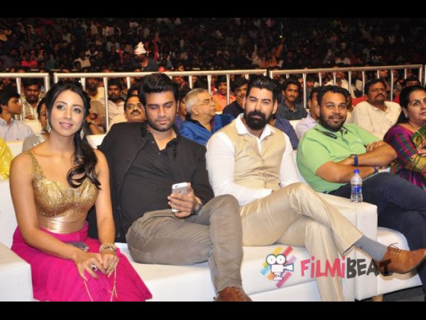 ఏదో ఒకటి చేయాలనే ఏదో ఒకటి చేయాలనే