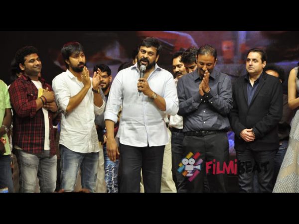 సమాధానం చెప్పని పవన్ కళ్యాణ్ సమాధానం చెప్పని పవన్ కళ్యాణ్