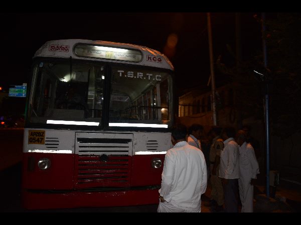 దూసుకొచ్చిన మృత్యువు