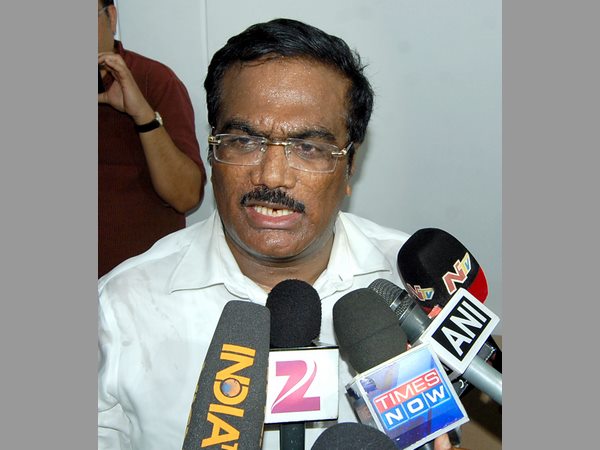 హెచ్‌సియు ఉద్రిక్తం