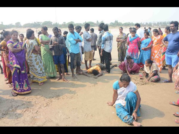 హోలీ విషాదం