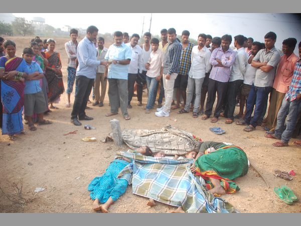  పోషించలేకనే: ఒకే కుటుంబానికి చెందిన ఐదుగురు ఆత్మహత్య