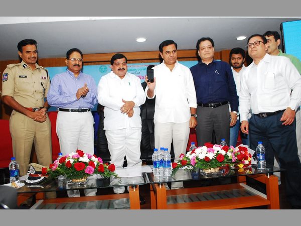  మొబైల్ యాపే.. డ్రైవింగ్ లైసెన్స్: ఎం-వాలెట్ వల్ల లాభాలెన్నో?