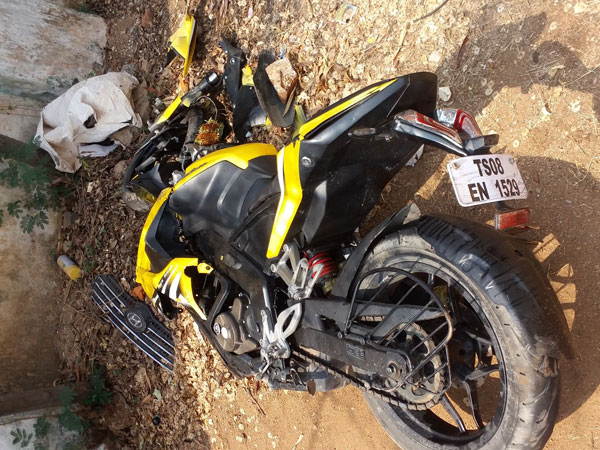 Two killed in a road accident in Hyderabad