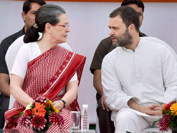 Sonia and Rahul Gandhi fight for Special Status