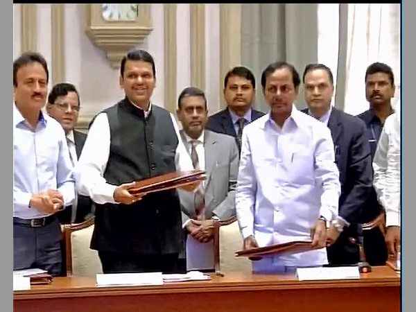 Telangana CM KCR invites Maha CM Fadnavis to Hyderabad Telangana CM KCR invites Maha CM Fadnavis to Hyderabad