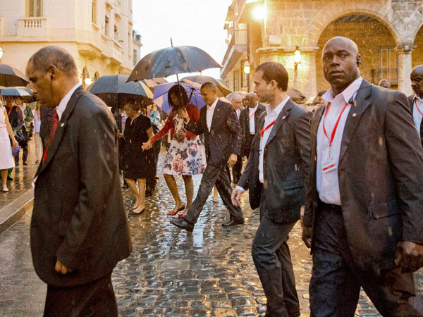 Barack Obama, Raul Castro hail 'new day' for US-Cuba relations Barack Obama, Raul Castro hail 'new day' for US-Cuba relations