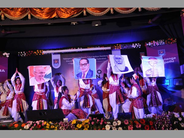 డ్యాన్స్ అదుర్స్