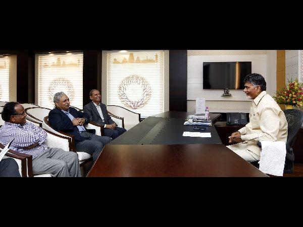 చంద్రబాబుతో టెక్ మహీంద్రా సీఈఓ సీపీ గుర్నానీ భేటీ