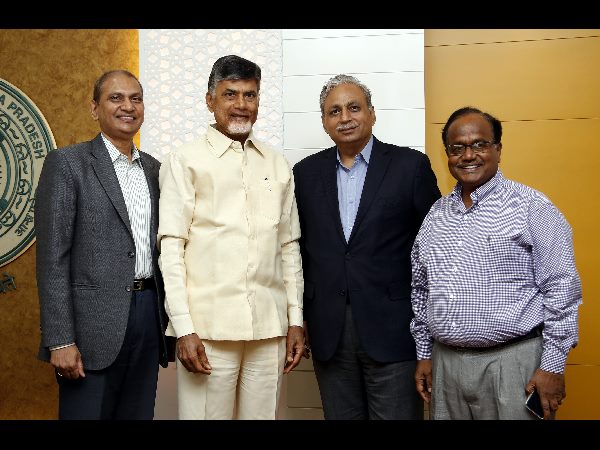  చంద్రబాబుతో టెక్ మహీంద్రా సీఈఓ సీపీ గుర్నానీ భేటీ