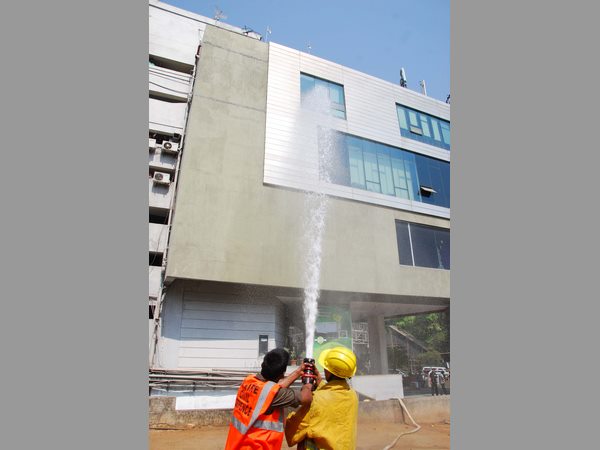 సినిమాక్స్‌లో మాక్ డ్రిల్