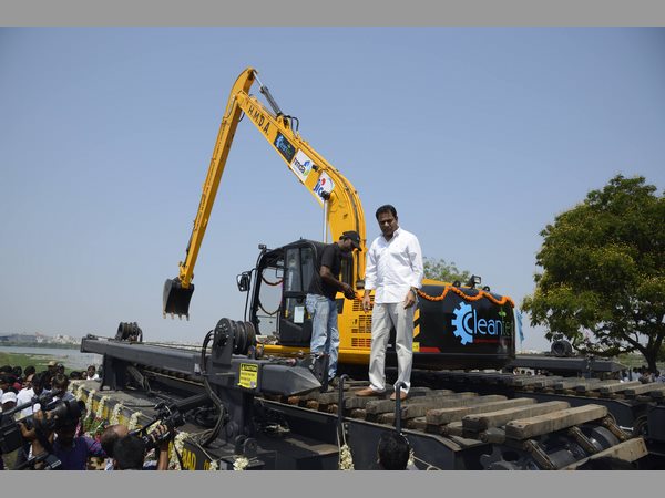  కేటీఆర్ ఆలోచన ఇదే: మూడు దశల్లో సాగర్ ప్రక్షాళన ఇలా చేస్తారు