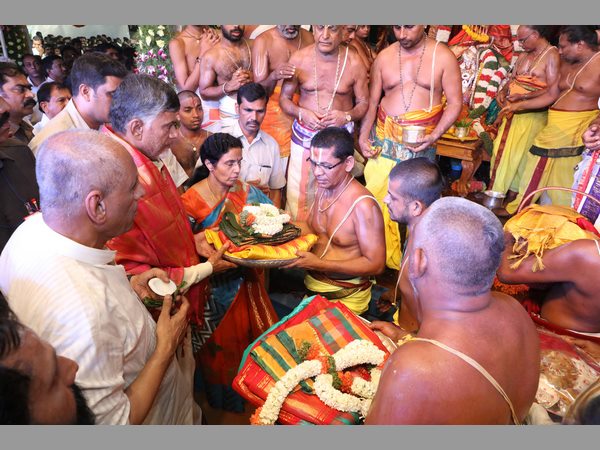 సీతారాముల కల్యాణ వైభవం