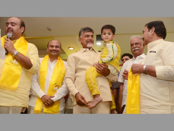 టిడిపిలోకి సుజయ