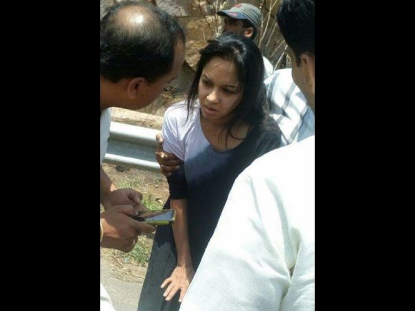 కారు దగ్ధం