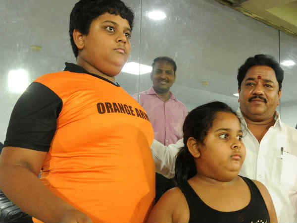 సన్రైజర్స్ హ్యాట్రిక్: మెరిసిన కేసీఆర్ మనవడు, నగర్ మేయర్ బొంతు సన్రైజర్స్ హ్యాట్రిక్: మెరిసిన కేసీఆర్ మనవడు, నగర్ మేయర్ బొంతు